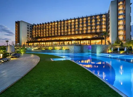 Concorde Luxury Resort Hotel
