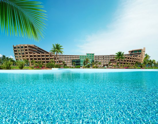 Noah's Ark Deluxe Hotel - Spa & Casino 2